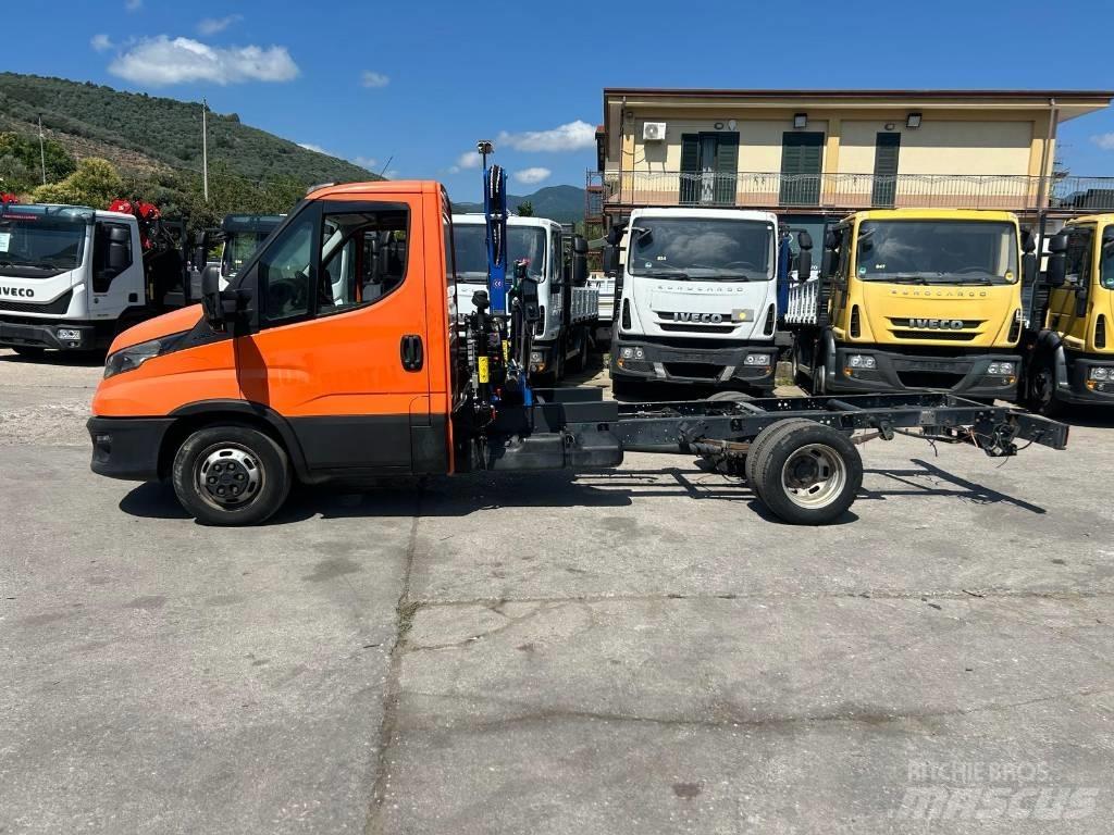 Iveco Daily 35-140 Nosturiautot