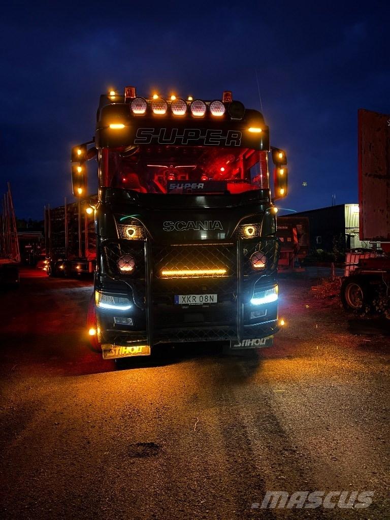 Scania R580B6X4HB Puuautot