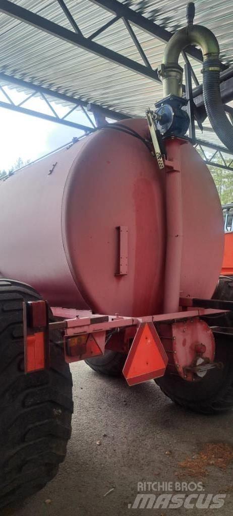 Livakka 12,5 m3+PK Lietteen levittimet