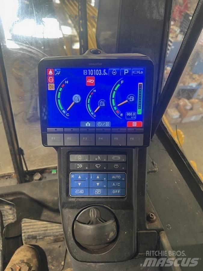 Komatsu PC210LL-10 Nivelpuomikuormaajat