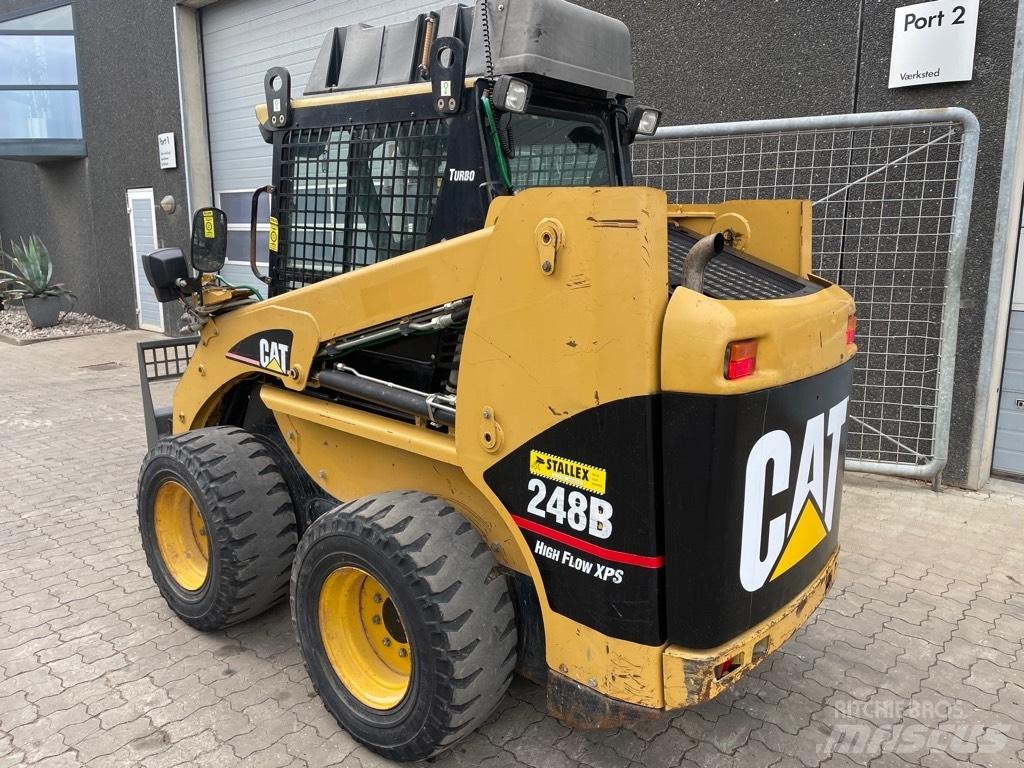 CAT 248B High Flow Liukuohjatut kuormaajat