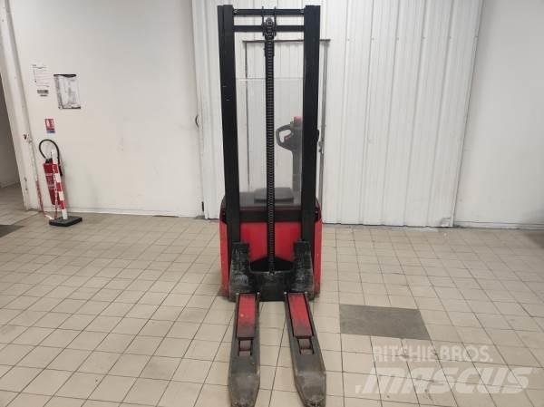 Manitou ES412 AC Ajettavat pinoamisvaunut