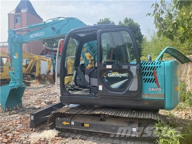 Kobelco SK 75 Telakaivukoneet