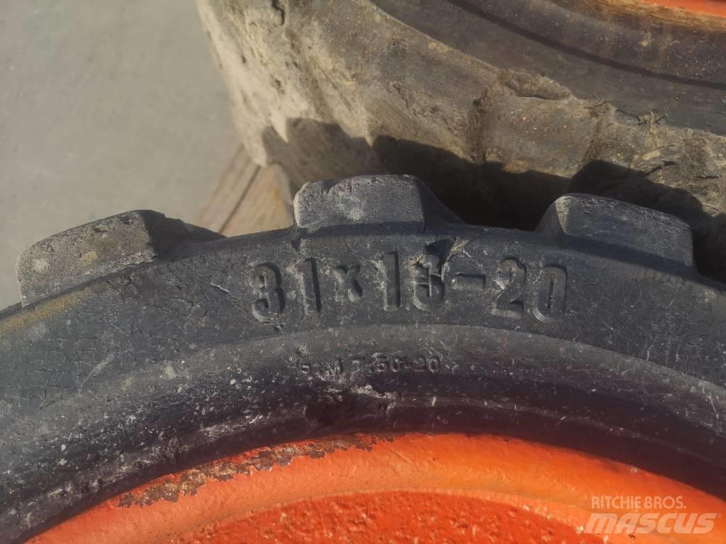 Trelleborg 31x10-20 Renkaat ja vanteet