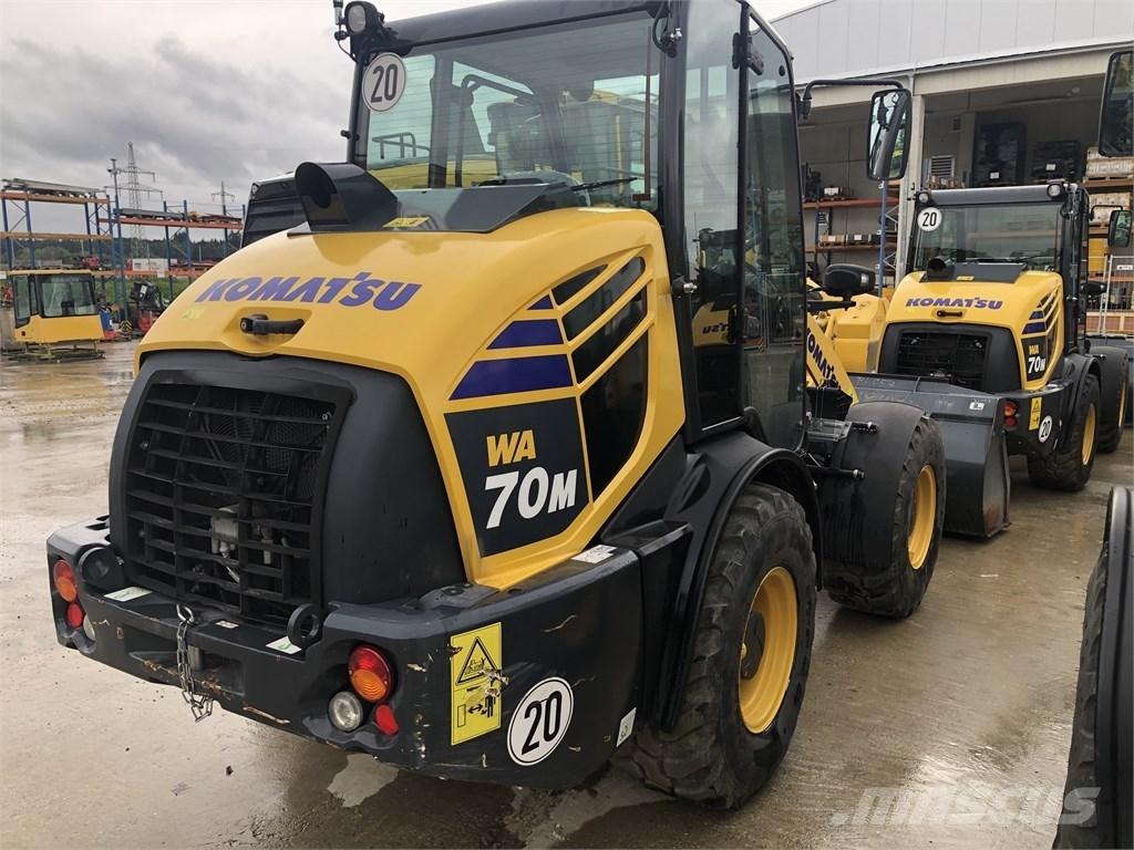 Komatsu WA70M-8 Pienkuormaajat