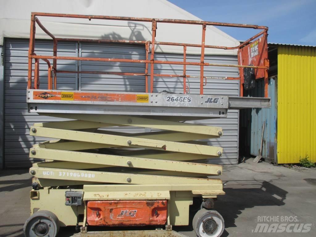 JLG 2646 ES Saksilavat