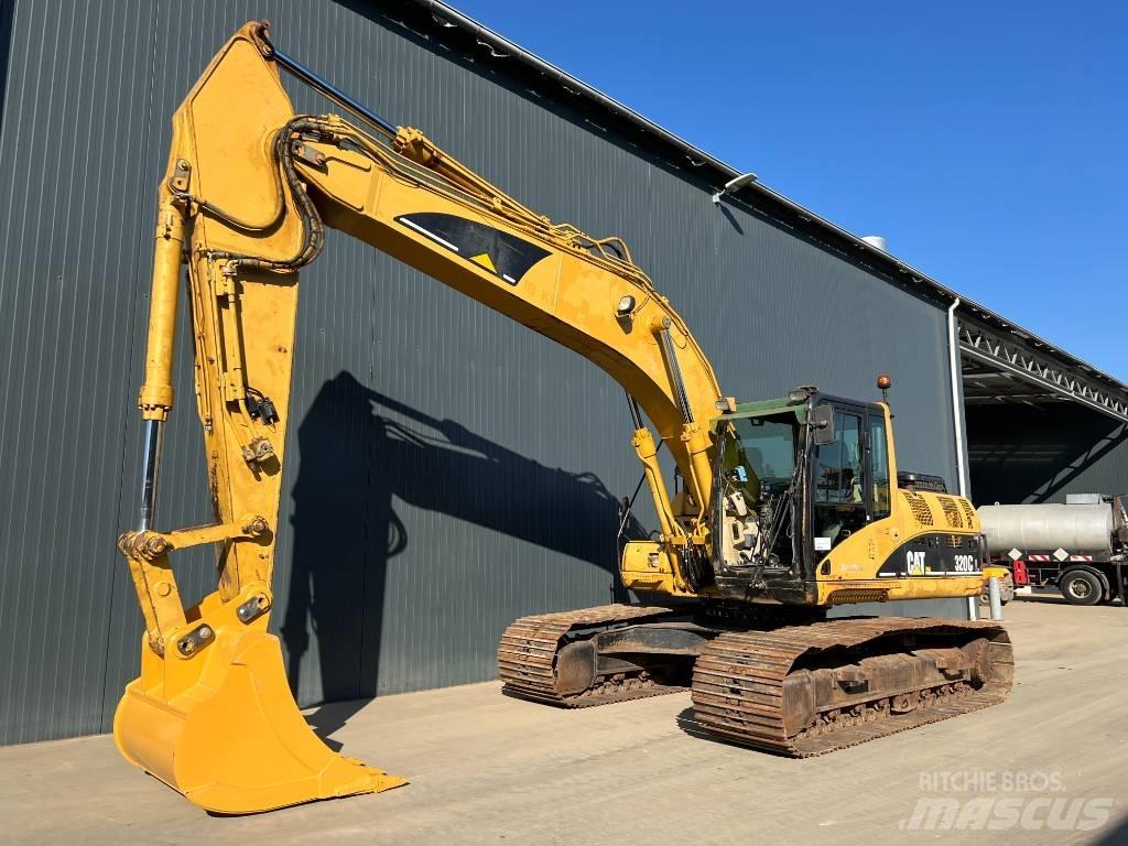 CAT 320C L Telakaivukoneet