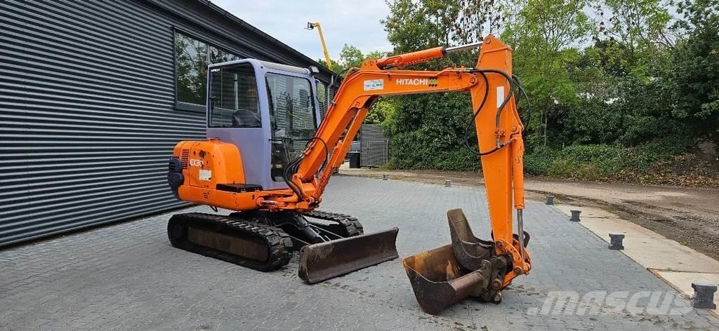 Hitachi EX30 Minikaivukoneet < 7t