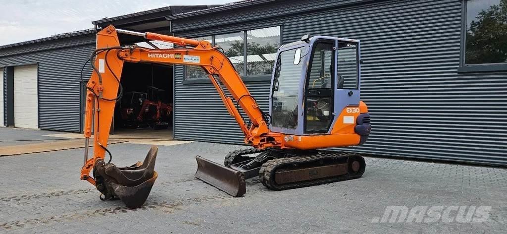 Hitachi EX30 Minikaivukoneet < 7t