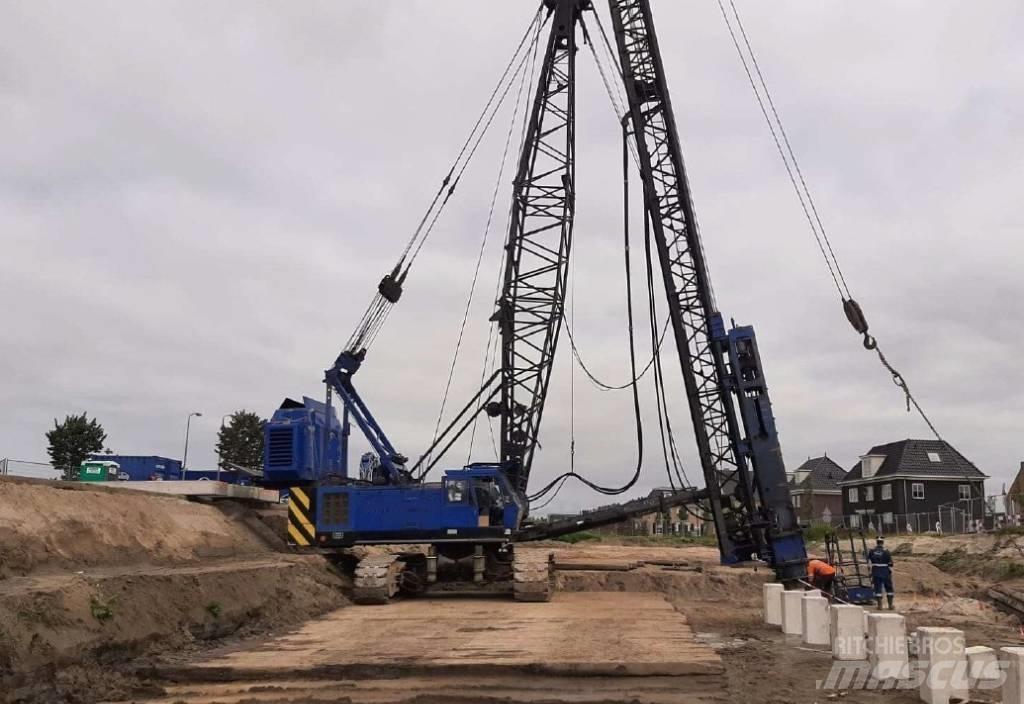 Hitachi KH300-3 PD Tela-alustaiset nosturit