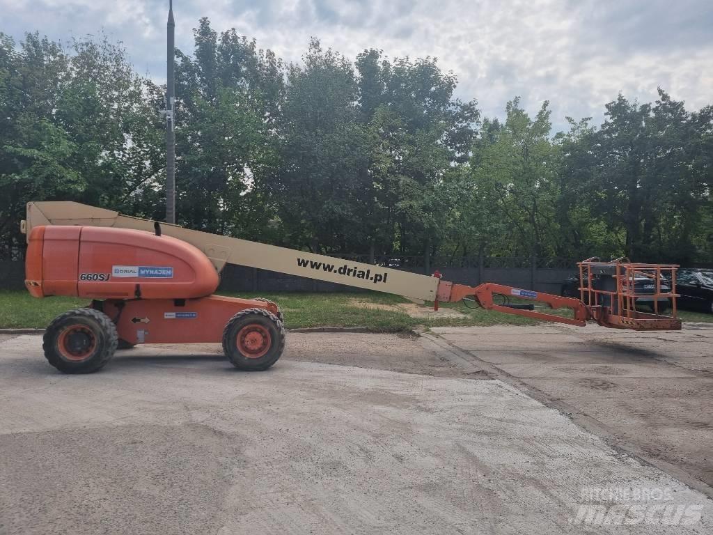 JLG 660 SJ Teleskooppipuominostimet
