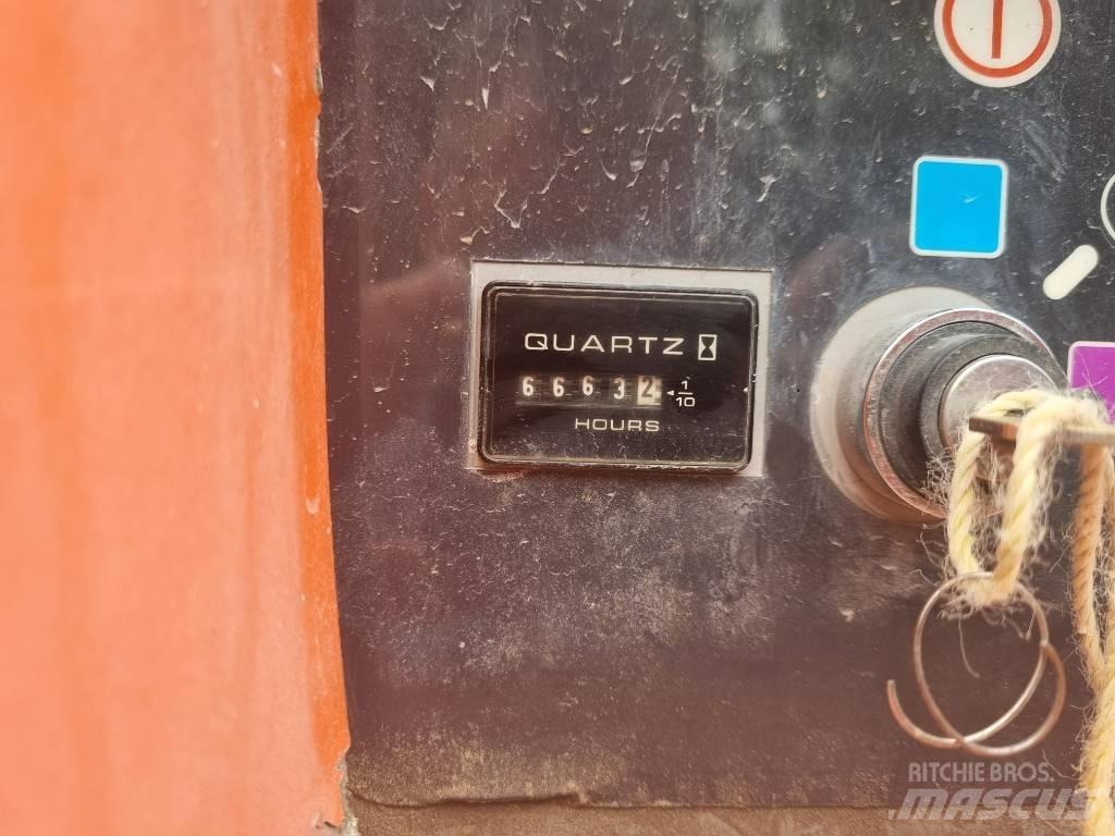 JLG 660 SJ Teleskooppipuominostimet