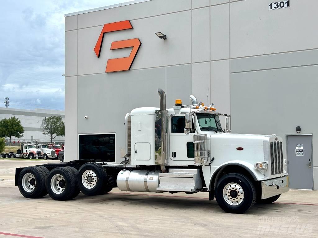 Peterbilt 389 Vetopöytäautot
