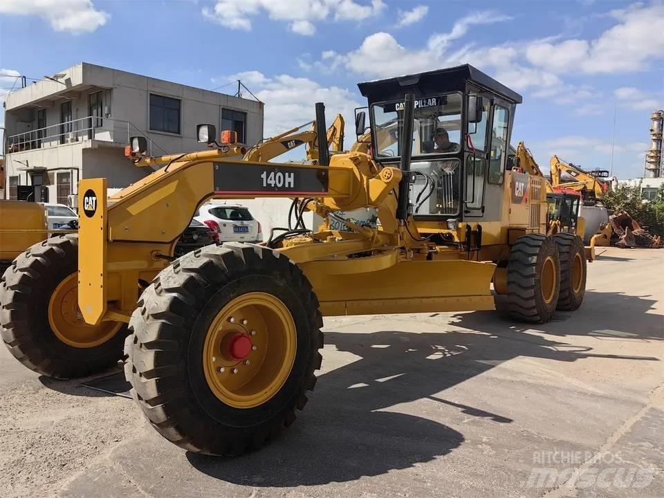 CAT 140 H Tiehöylät