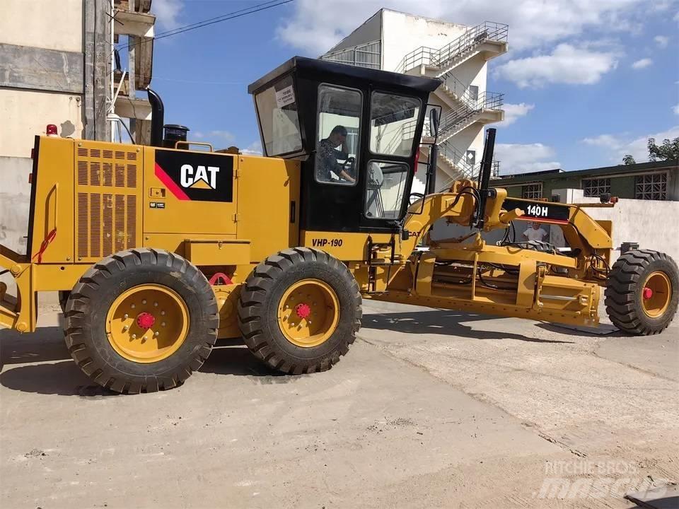 CAT 140 H Tiehöylät
