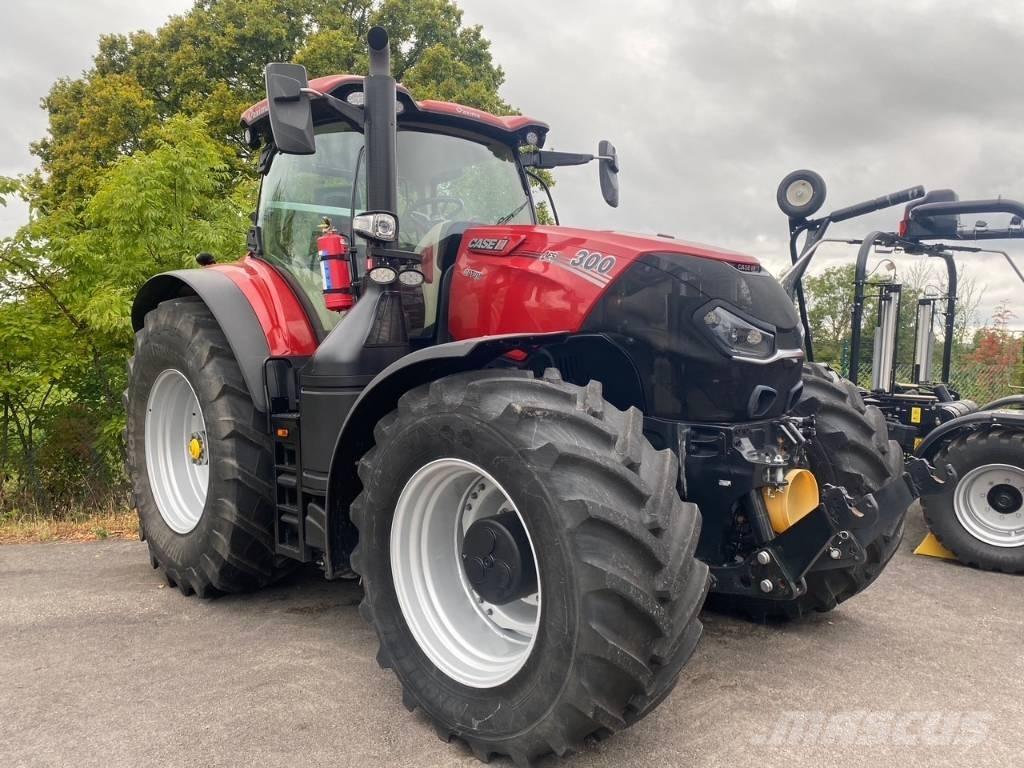 Case IH OPTUM 300 Traktorit