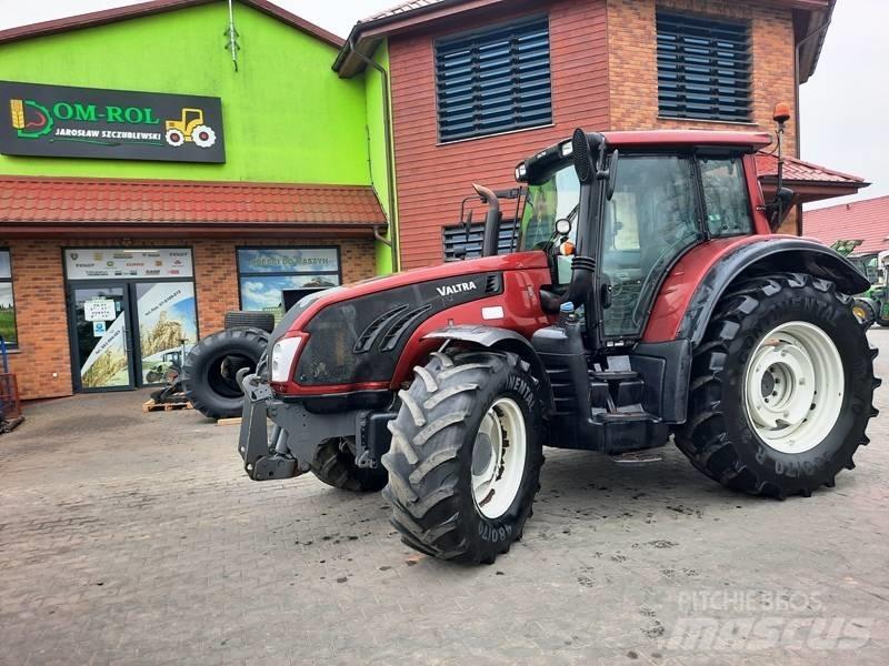 Valtra 163 Versu Traktorit