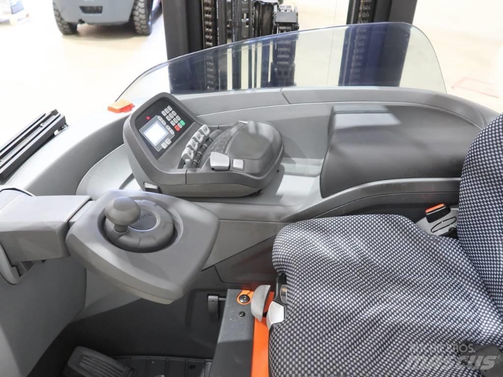BT RRE160H Työntömastotrukit