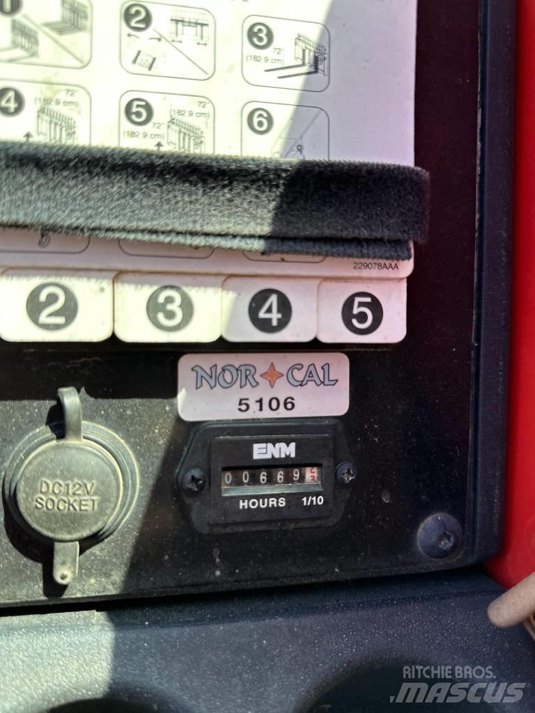 SkyJack SJ 843 Kurottajat