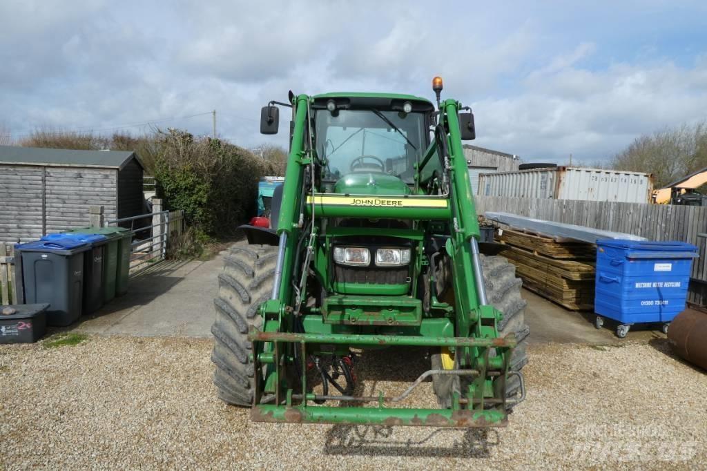 John Deere 6830 Traktorit