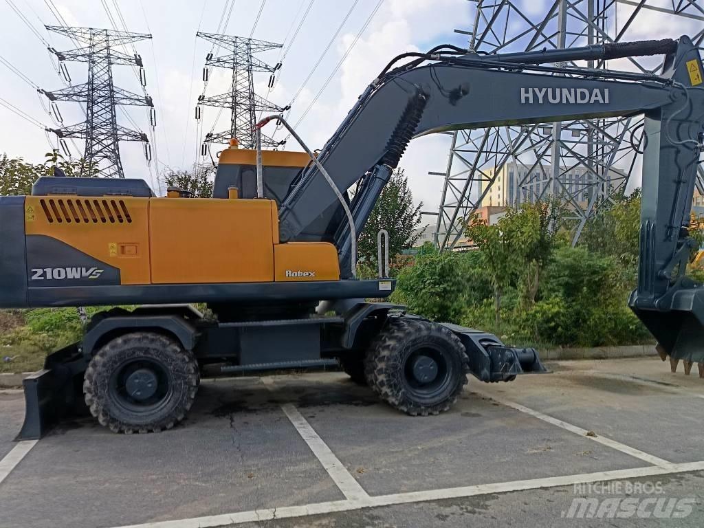 Hyundai R210W Pyöräkaivukoneet