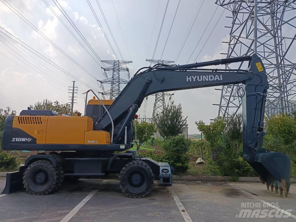 Hyundai R210W Pyöräkaivukoneet
