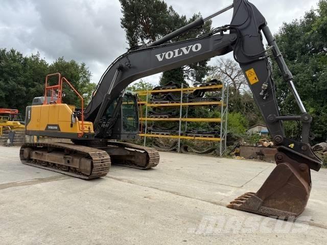 Volvo EC 220 Telakaivukoneet