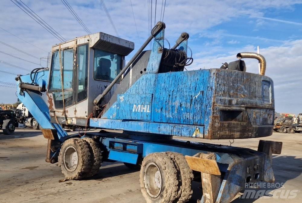 Fuchs 331 Jätteenkäsittelijät