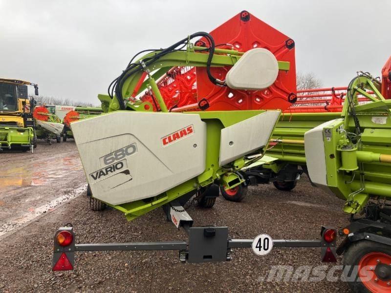 CLAAS TRION 640 Leikkuupuimurit