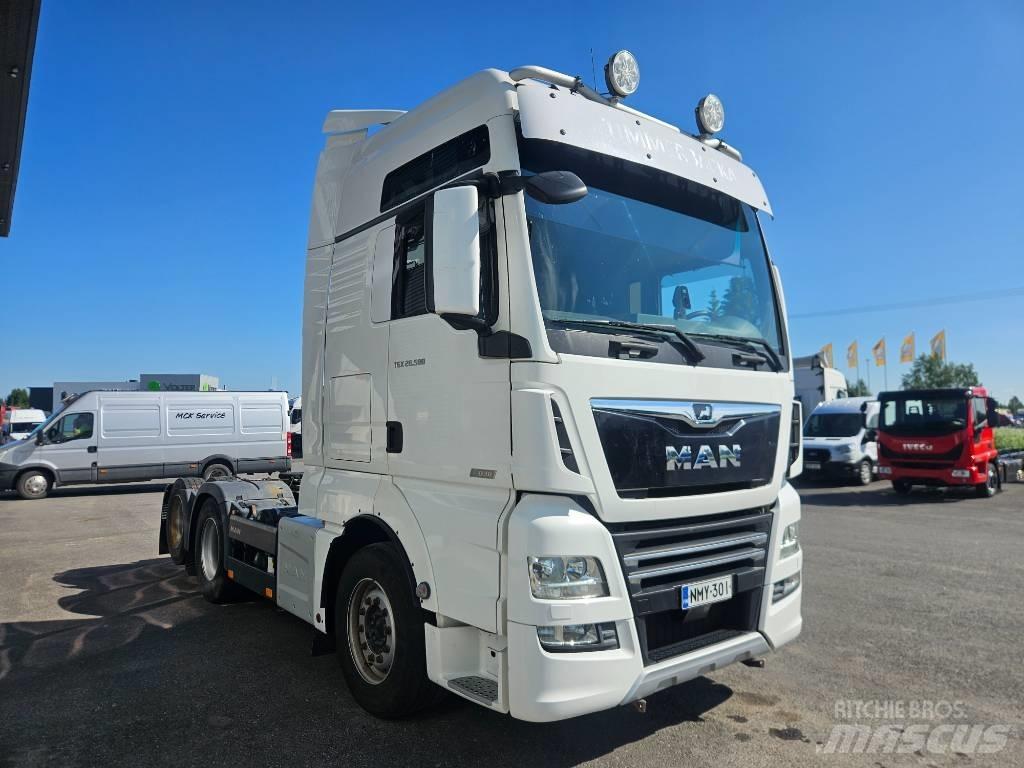 MAN TGX 580 6x2 Vetopöytäautot