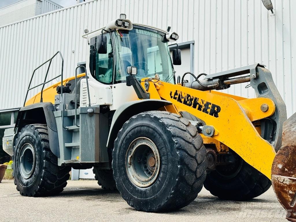 Liebherr L 566 Pyöräkuormaajat