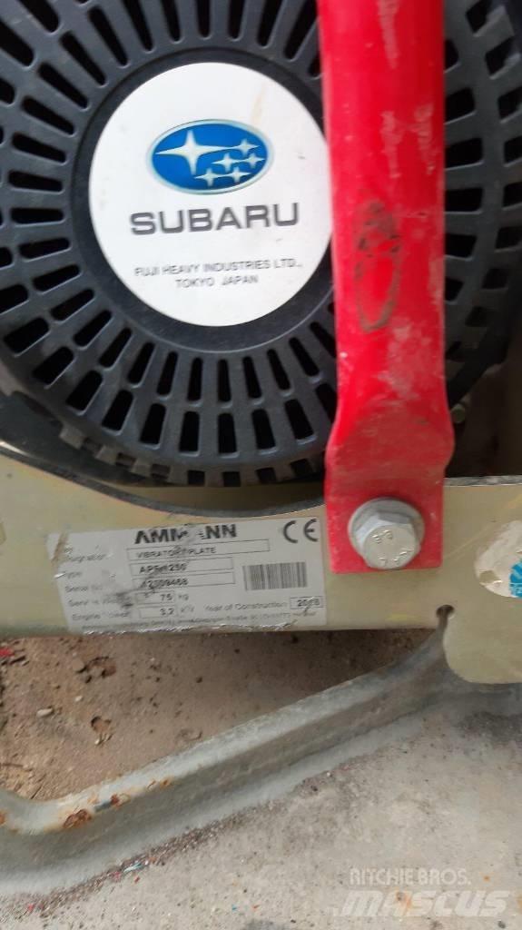 Ammann APE 1250 Tärylevyt