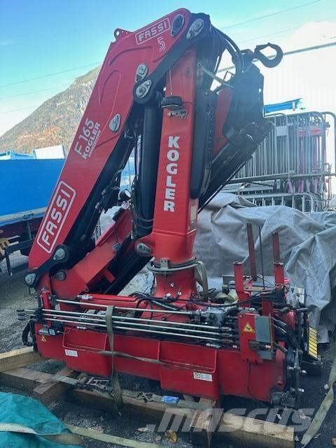 Fassi F 165 Kappaletavaranosturit