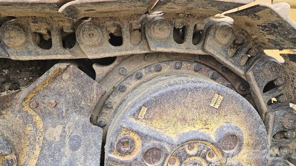 CAT 963 B Telakuormaajat