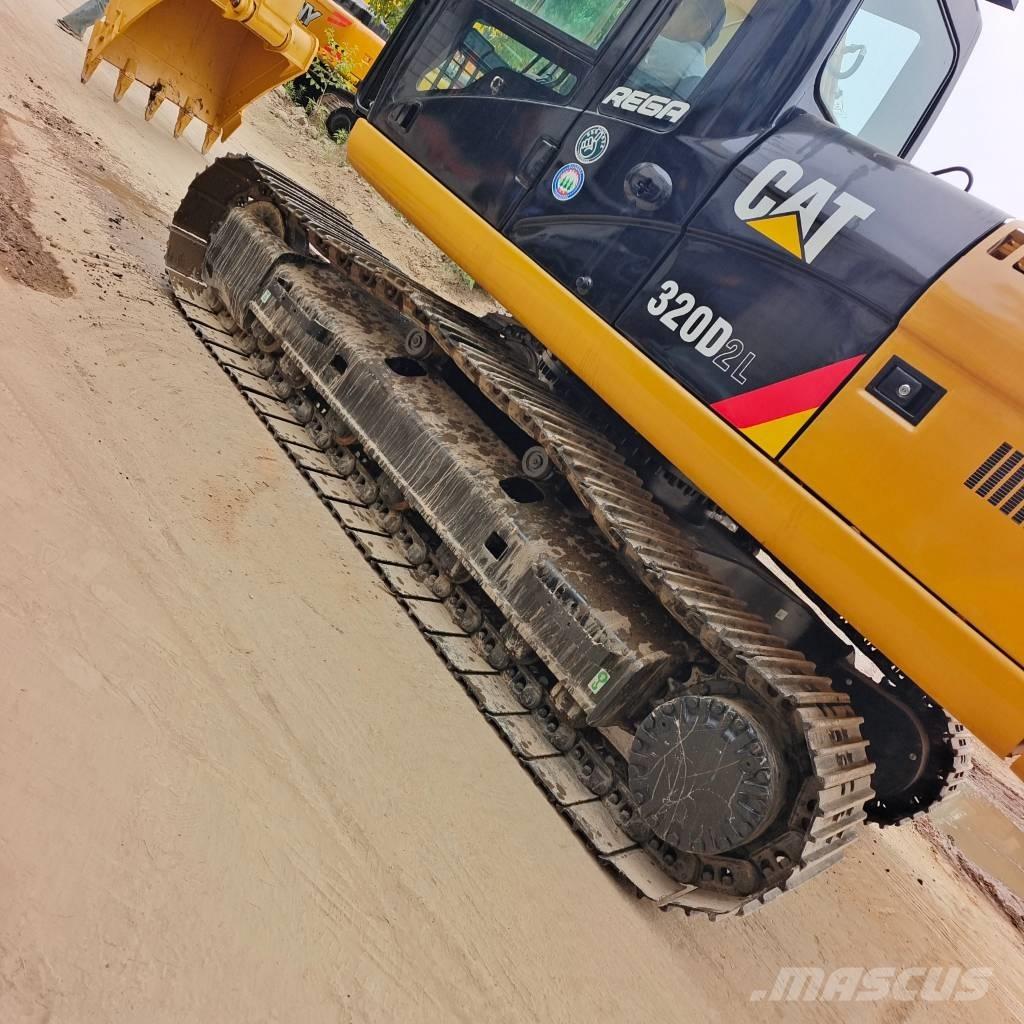 CAT 320 D2 Telakaivukoneet