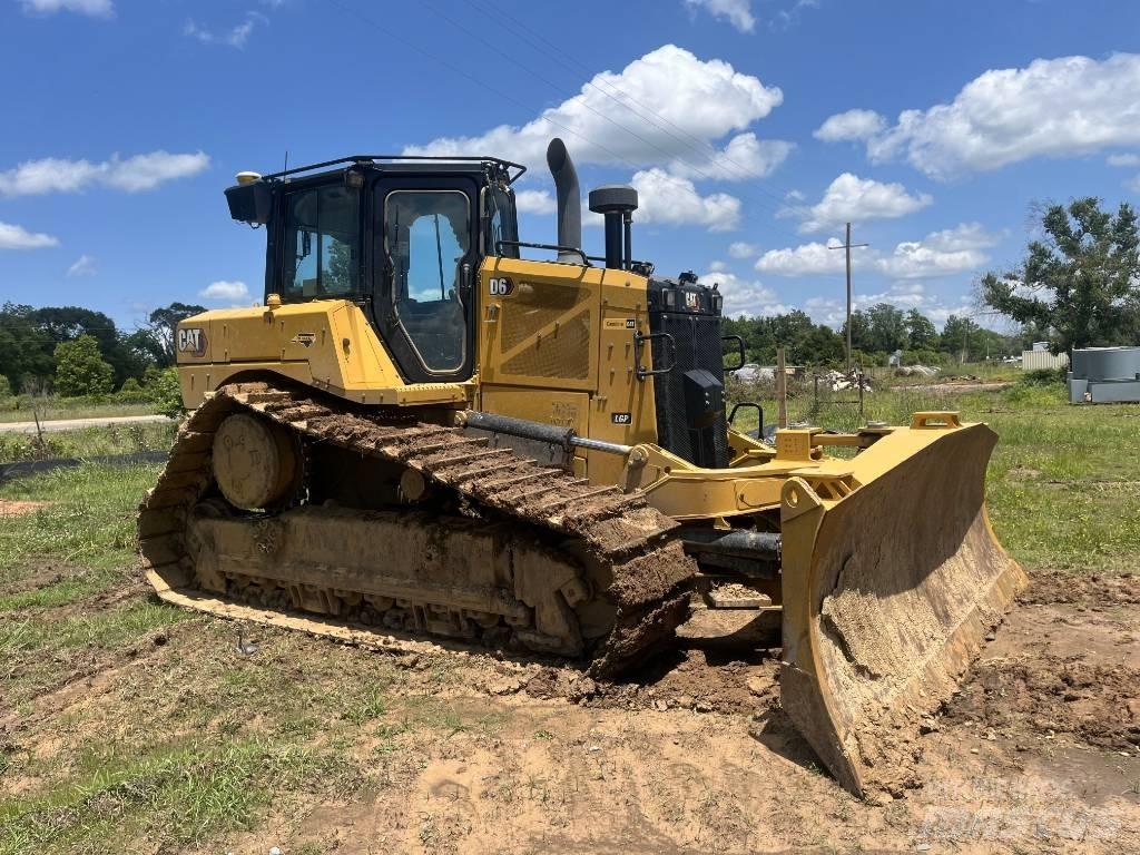 CAT D 6 LGP Telaketjupuskutraktorit