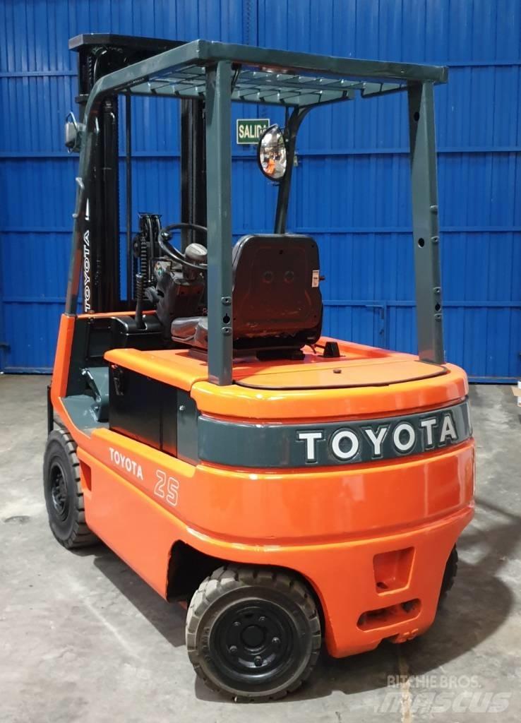 Toyota FBM 25 Sähkötrukit