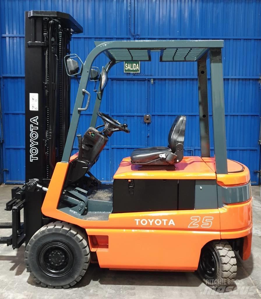 Toyota FBM 25 Sähkötrukit