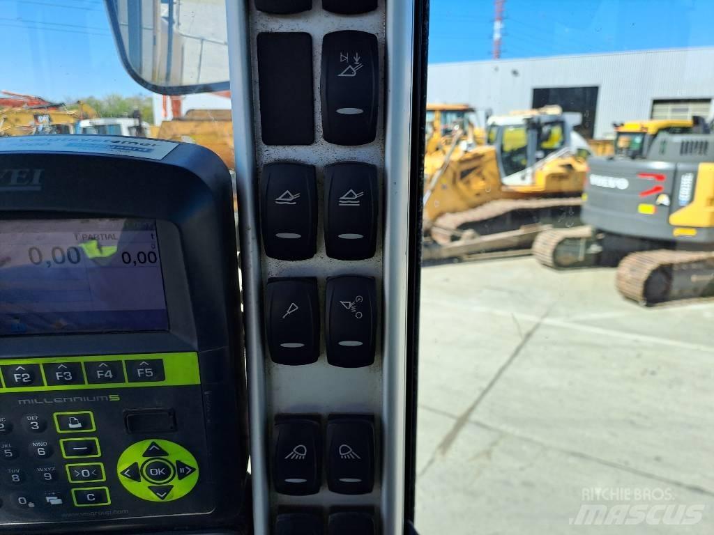 Volvo L150H (CDC) Pyöräkuormaajat
