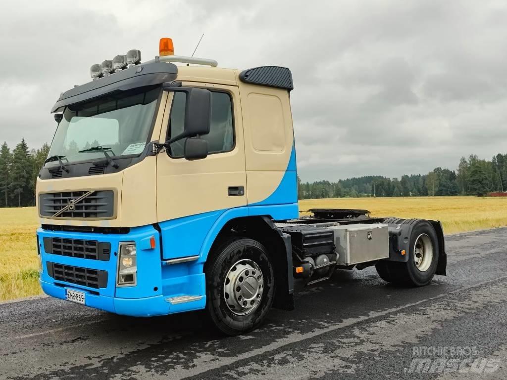 Volvo FM 9 Vetopöytäautot