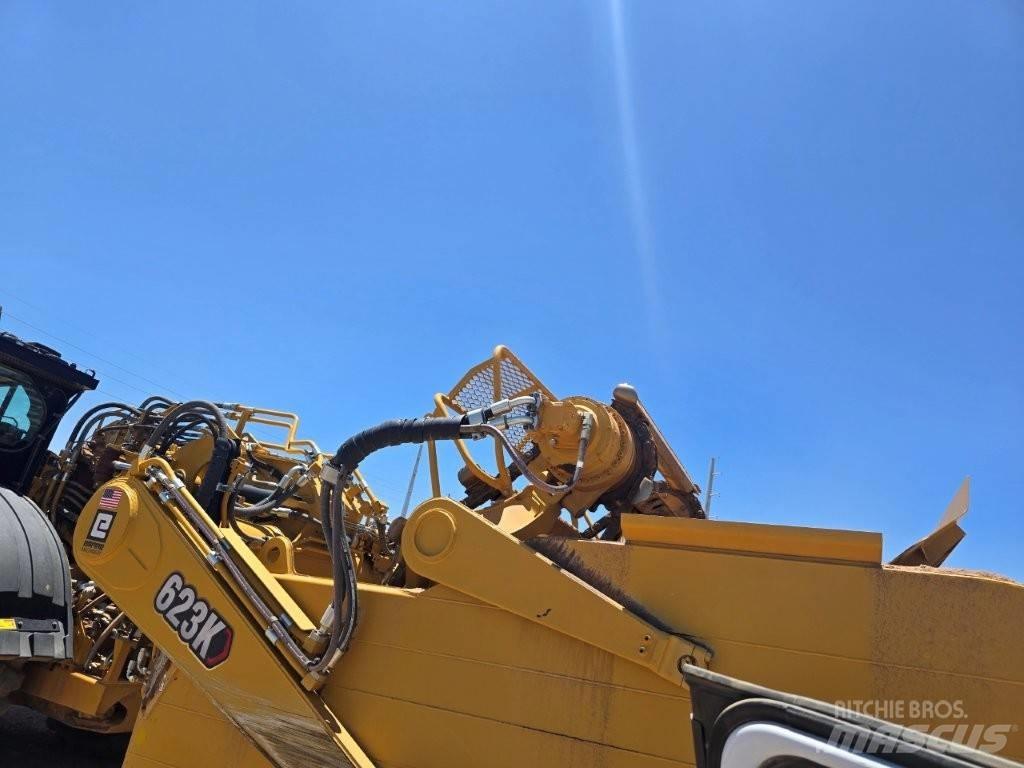 CAT 623K Kaavinvaunut