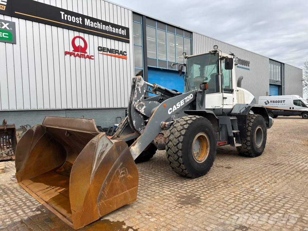 CASE 721 D Pyöräkuormaajat