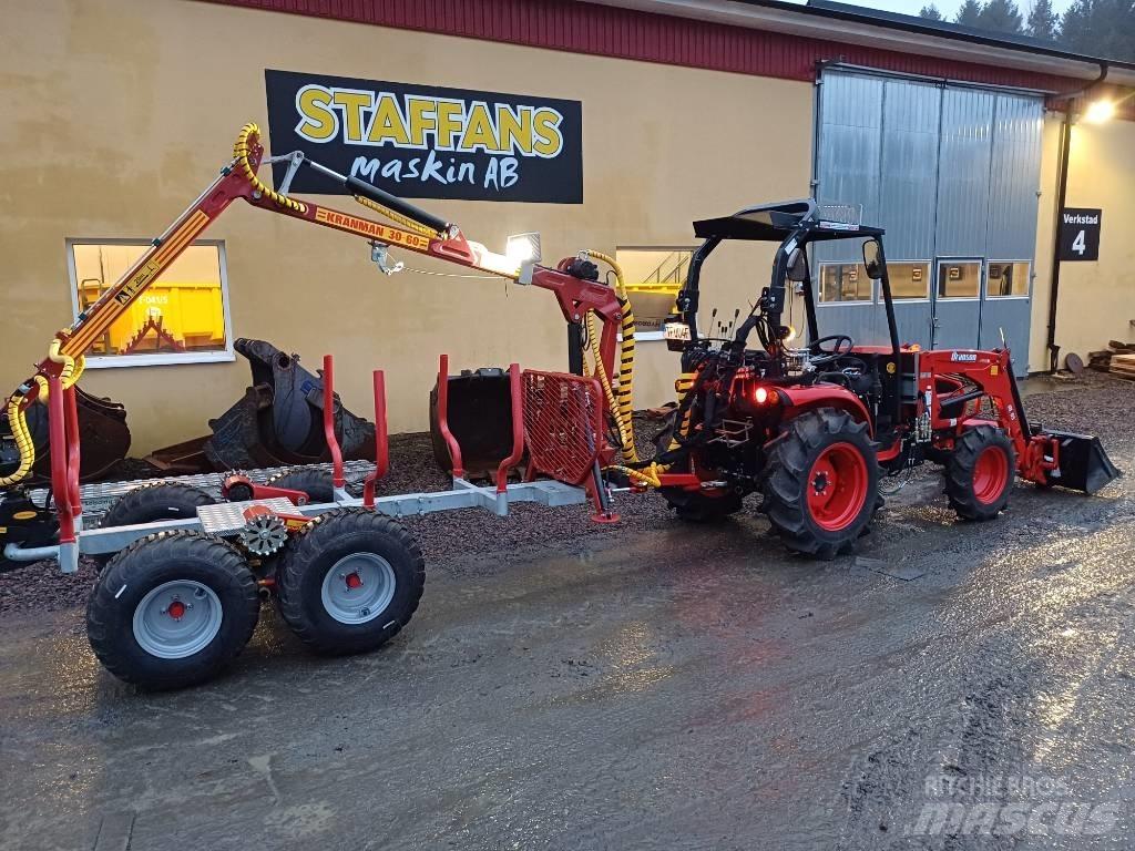 Branson 2500 Traktorit