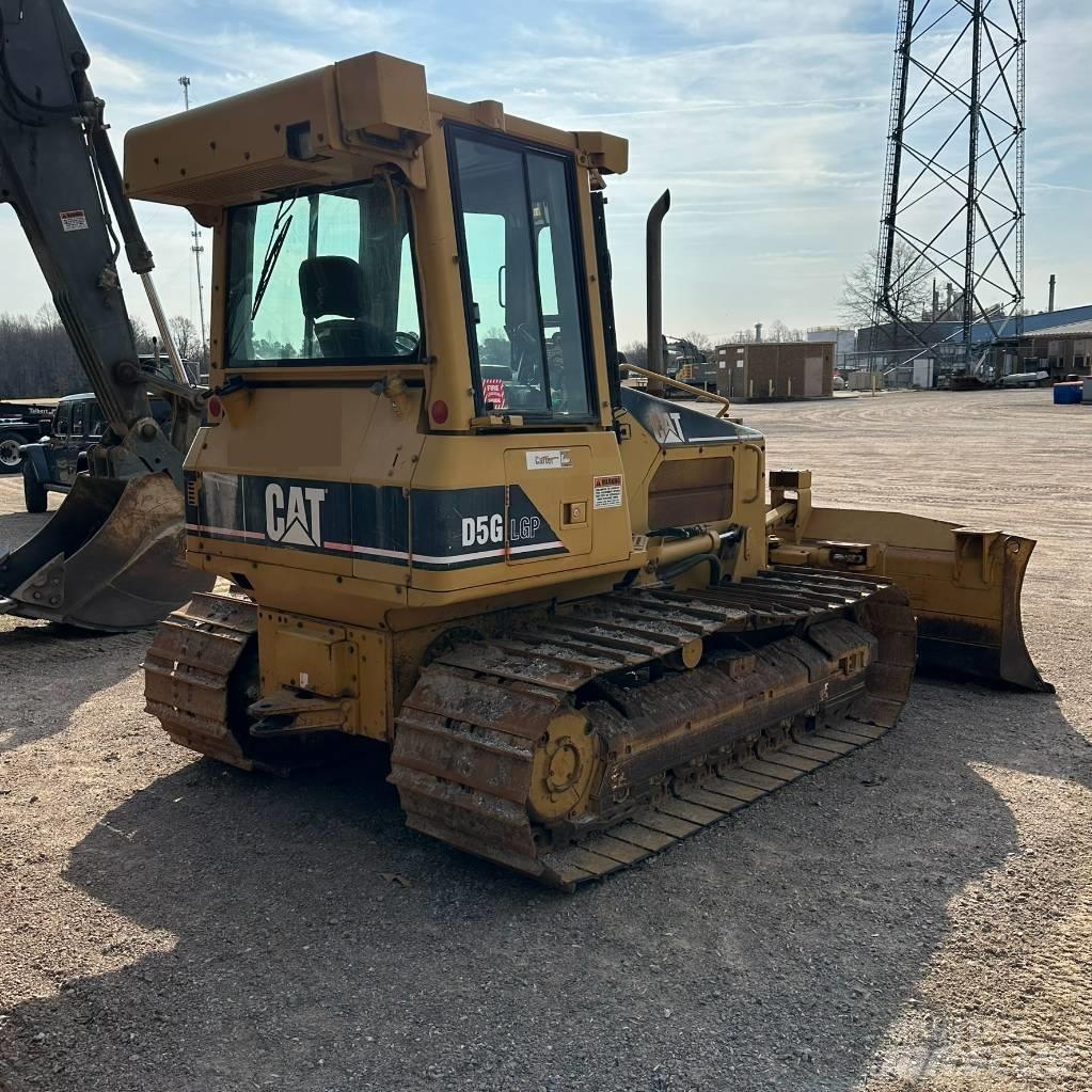 CAT D 5 G LGP Telaketjupuskutraktorit
