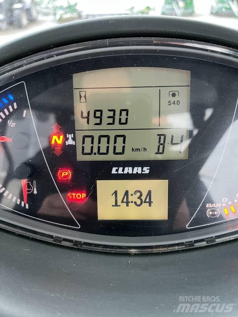 CLAAS Axion 850 Traktorit