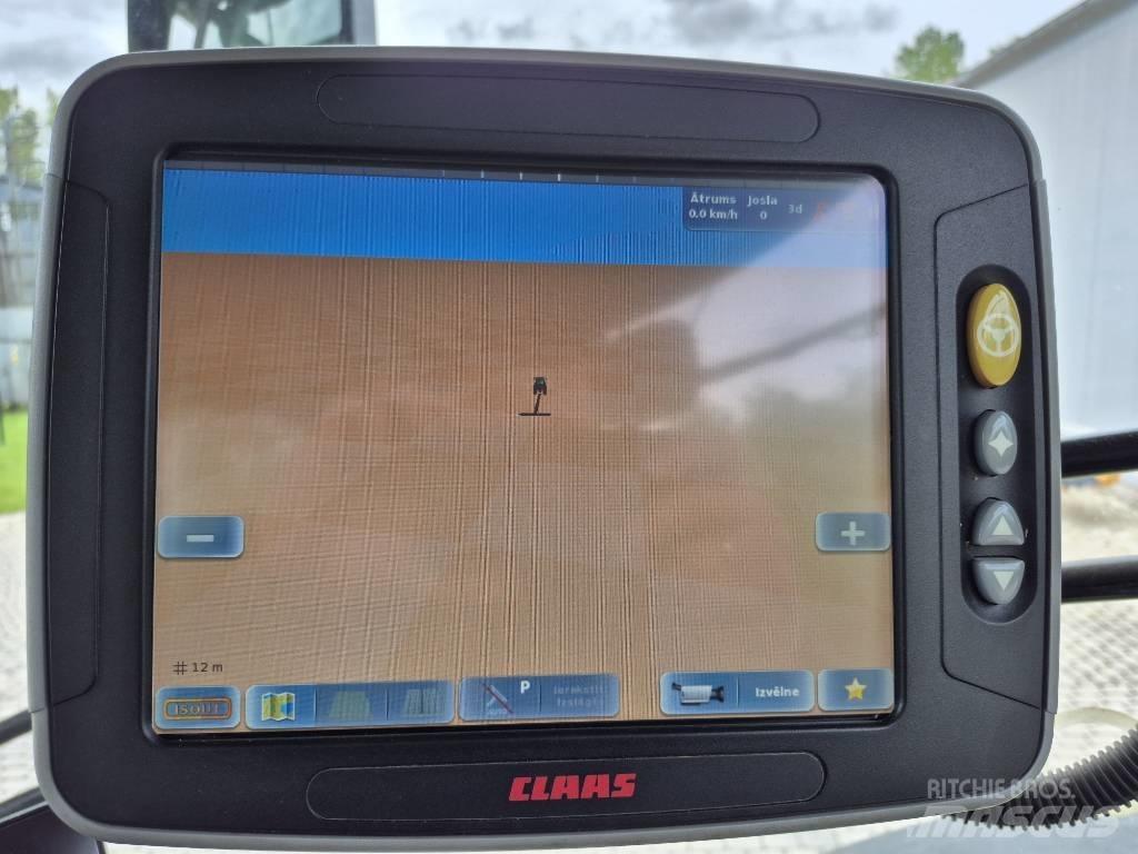 CLAAS Axion 850 Traktorit
