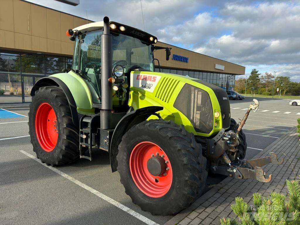 CLAAS Axion 840 Traktorit
