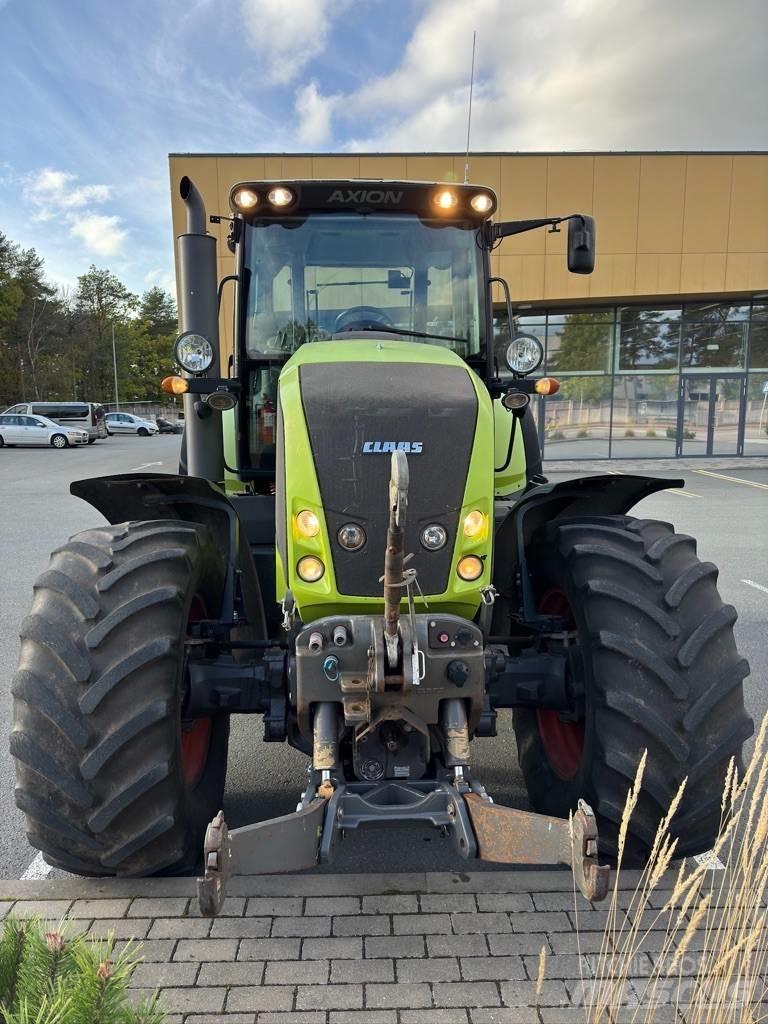 CLAAS Axion 840 Traktorit