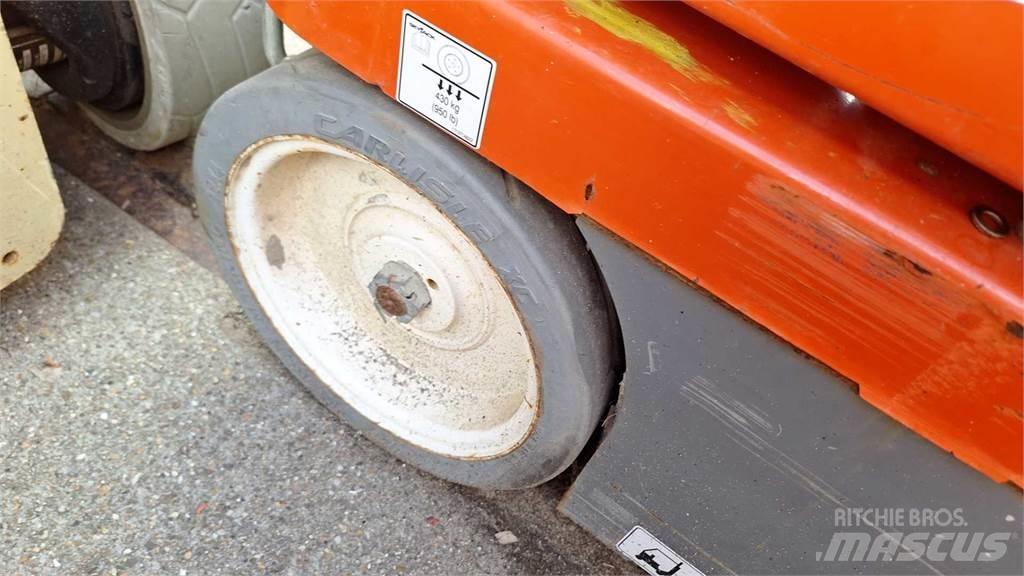 SkyJack SJ12 Muut henkilönosturit