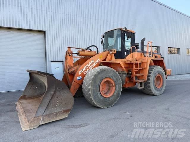 Doosan DL 400 Pyöräkuormaajat